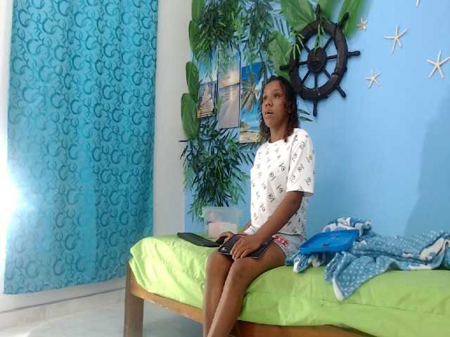 vanessa18nice live cam on BongaCams