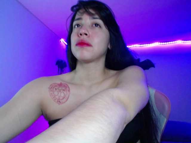 LiLuciana live cam on BongaCams
