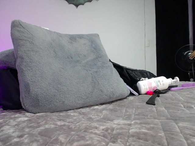 LiLuciana live cam on BongaCams