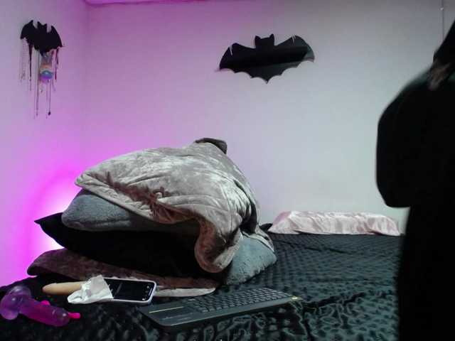 LiLuciana live cam on BongaCams