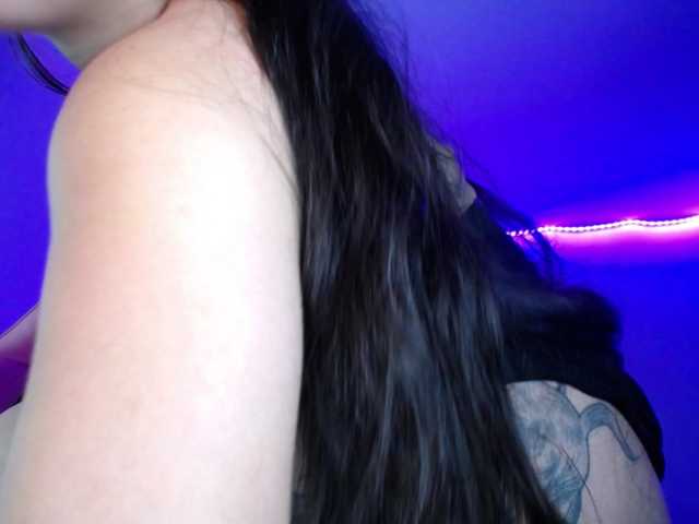 LiLuciana live cam on BongaCams