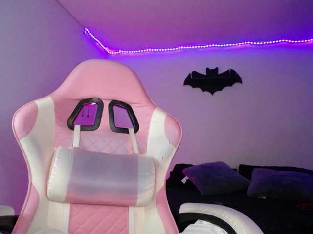 LiLuciana live webcam show