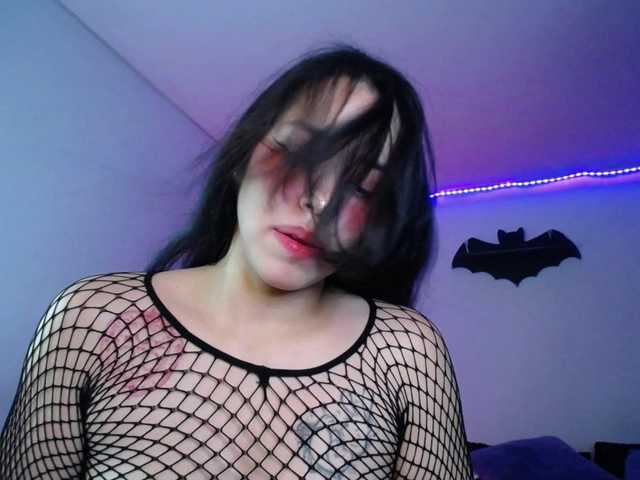 LiLuciana live cam on BongaCams