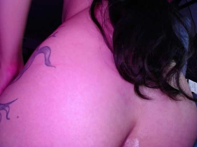 LiLuciana live cam on BongaCams