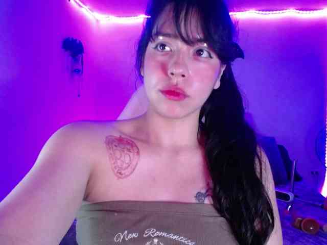 LiLuciana webcam