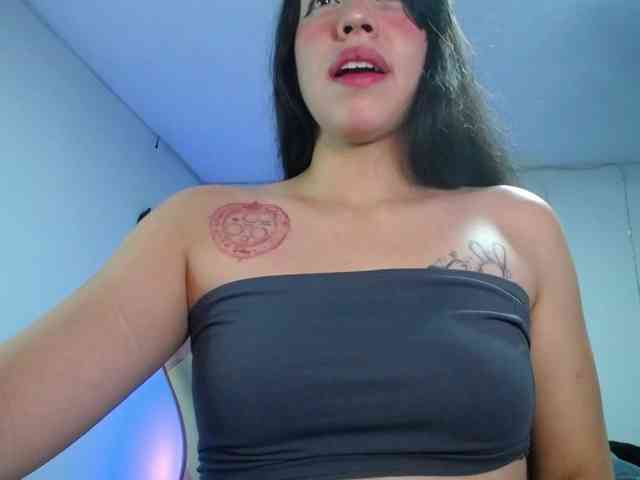 LiLuciana Live Webcam on BongaCams