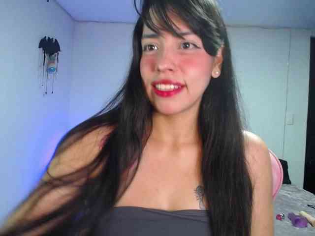 LiLuciana Live Webcam on BongaCams