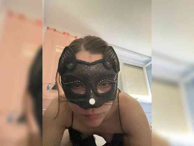 SecretShyGirl