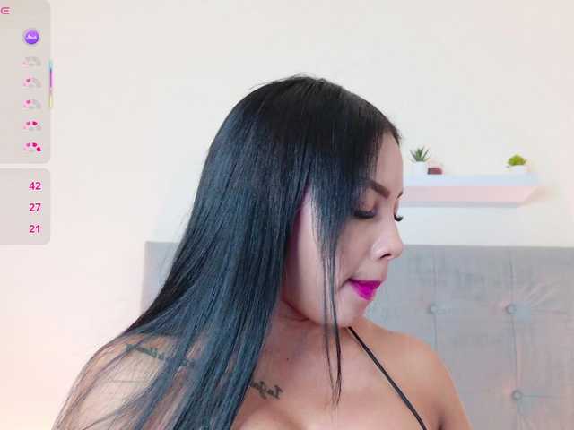 SammyBrown live cam on BongaCams