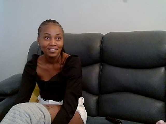 Kariski live cam on BongaCams
