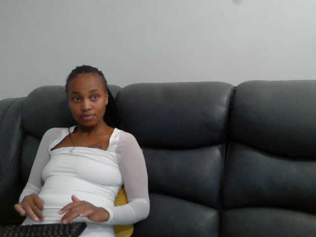 Kariski live cam on BongaCams