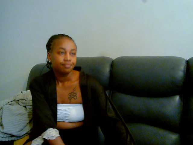 Kariski live cam on BongaCams