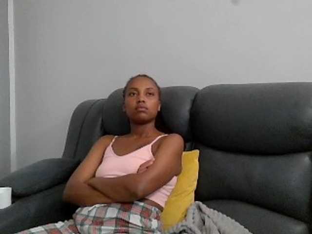 Kariski live cam on BongaCams