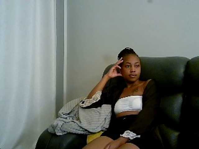 Kariski live cam on BongaCams