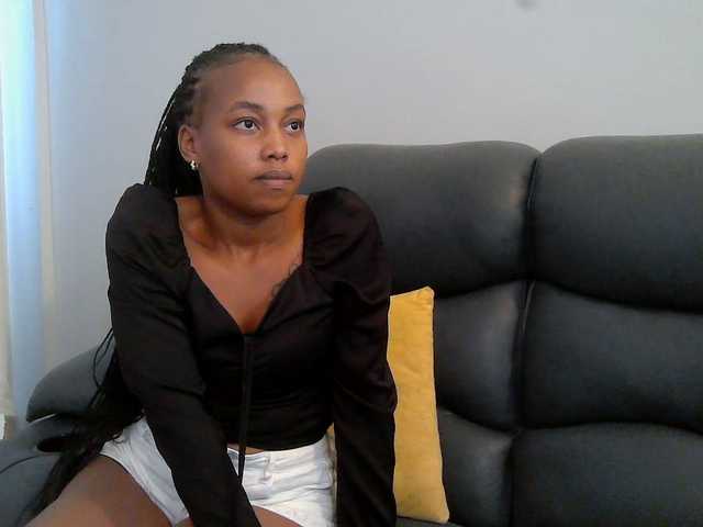 Kariski live cam on BongaCams