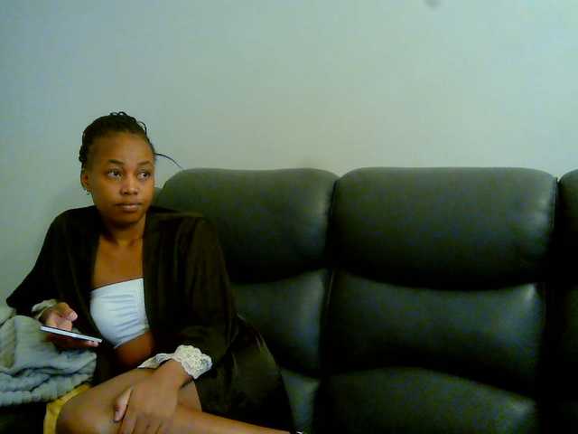 Kariski live cam on BongaCams