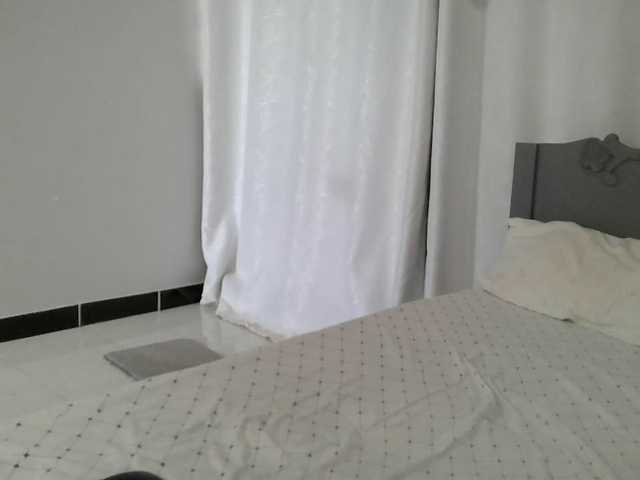 Kariski live cam on BongaCams