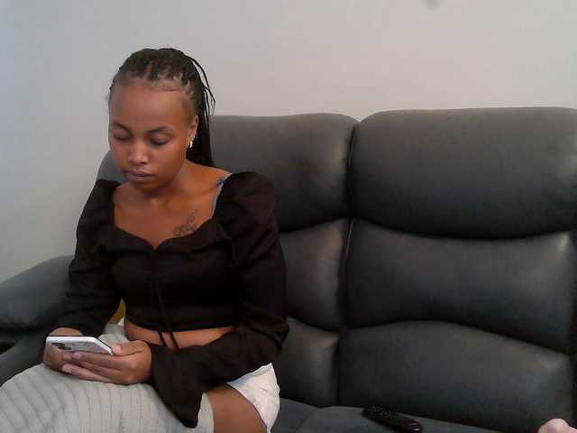 Kariski live cam on BongaCams
