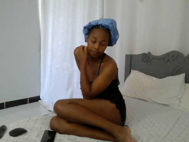 Kariski live cam on BongaCams