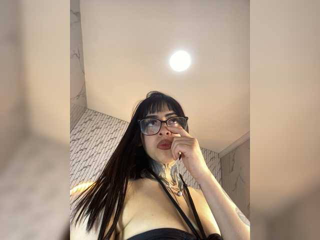 bloom-cherryx live webcam show