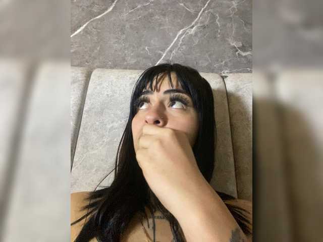 bloom-cherryx live webcam show