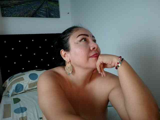 Golden-Queen webcam