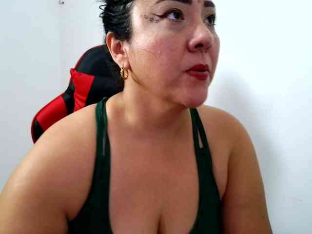 Golden-Queen