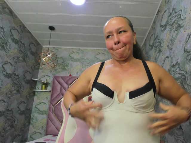 Helena-Rosse01