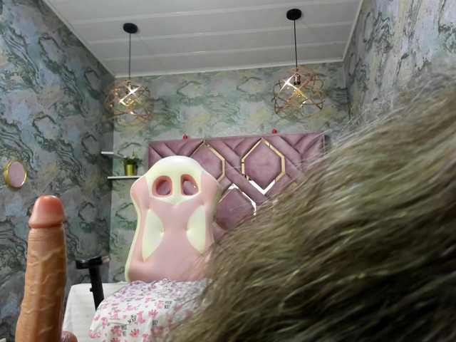 Helena-Rosse01 live cam on BongaCams
