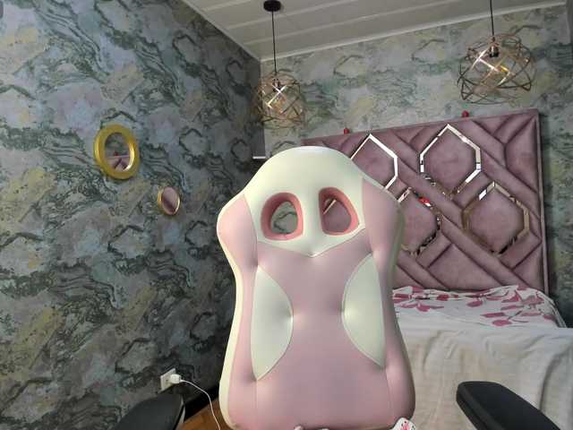 Helena-Rosse01 live cam preview