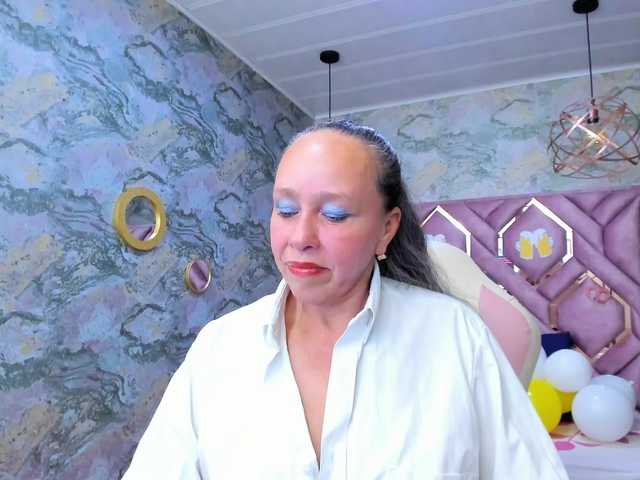 Helena-Rosse01 live cam on BongaCams