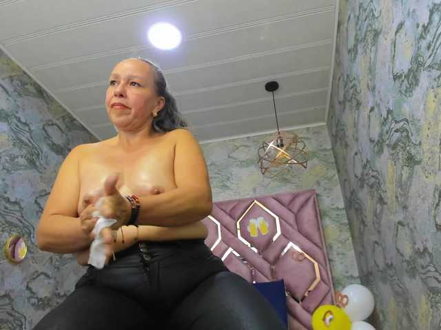 Helena-Rosse01