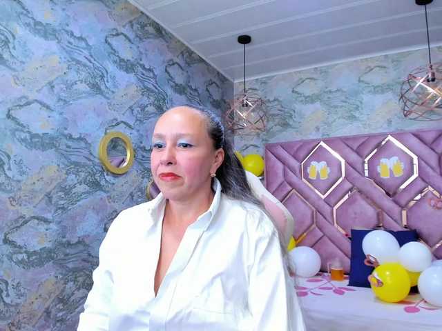 Helena-Rosse01