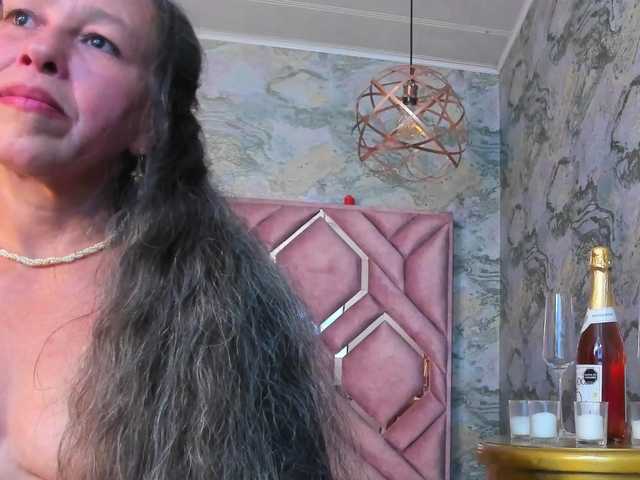 Helena-Rosse01 live cam on BongaCams