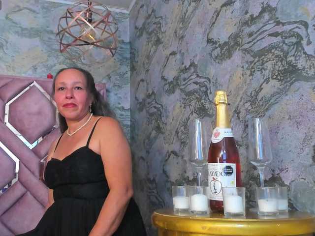 Helena-Rosse01