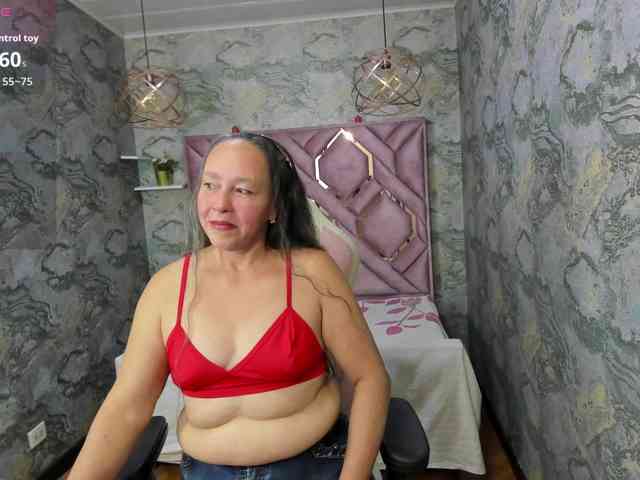 Model: Helena-Rosse01