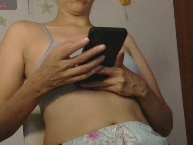 Moonlunita live webcam show