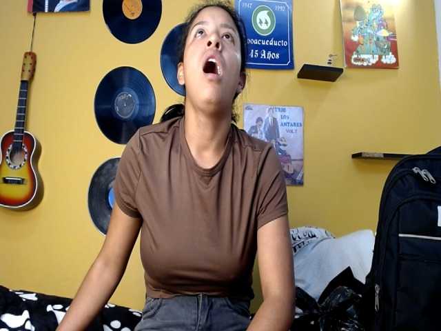 lilithevil32 live cam preview