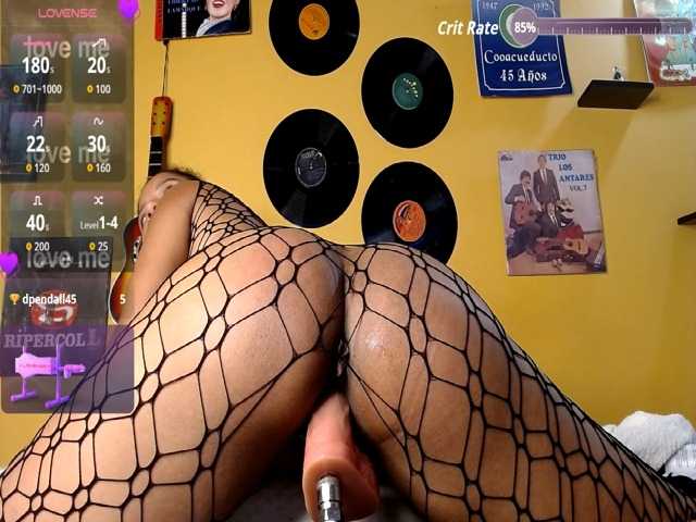 lilithevil32 live cam on BongaCams