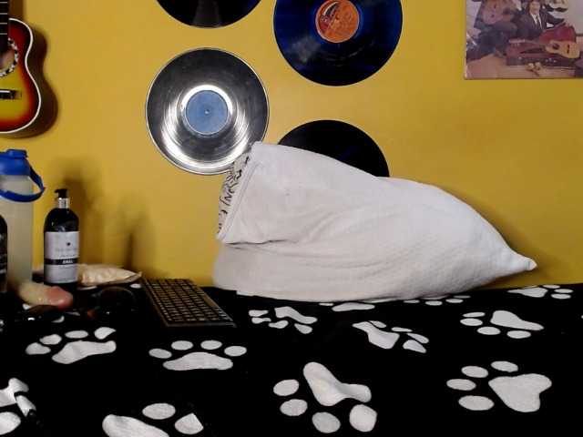 lilithevil32 live cam on BongaCams