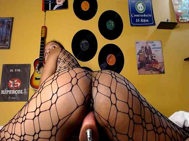 lilithevil32 webcam