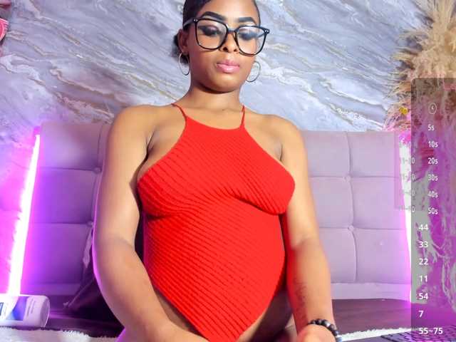 scarlet-snout live cam on BongaCams