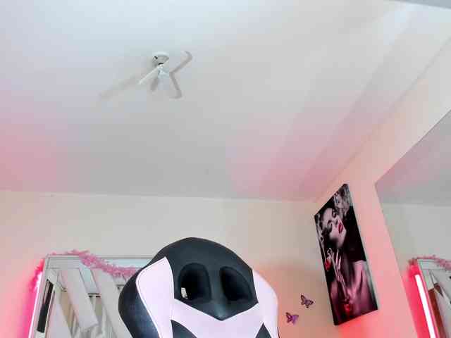 scarlet-snout webcam