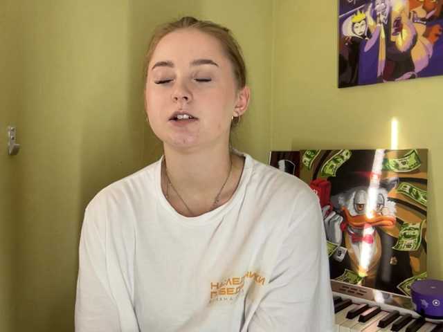 ShonaMccadams live cam on BongaCams