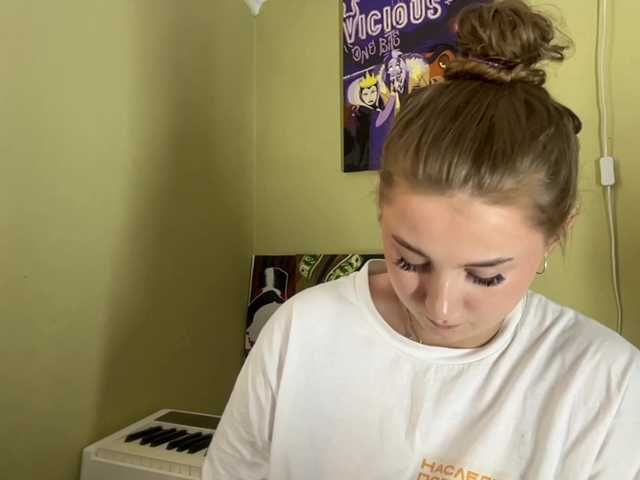 ShonaMccadams live cam on BongaCams