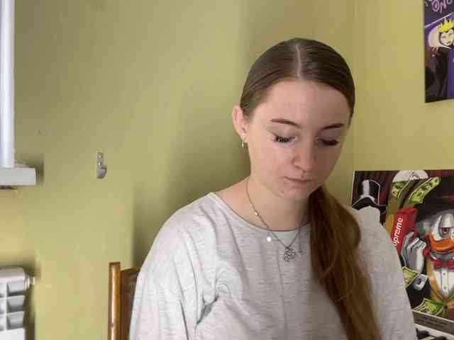 Shonamccadams's cam show statistics and live stream