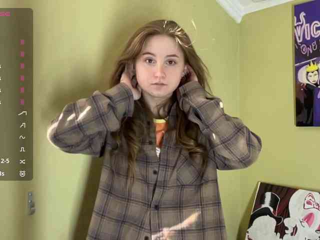 ShonaMccadams webcam