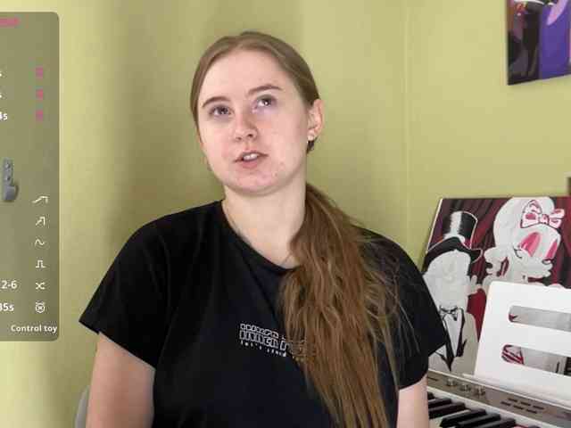 ShonaMccadams Live Webcam on BongaCams