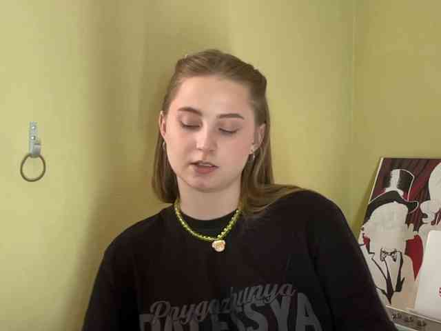 ShonaMccadams webcam