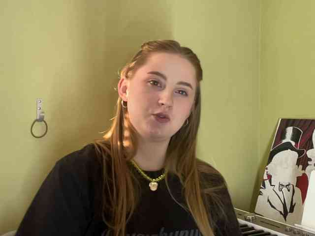 ShonaMccadams webcam